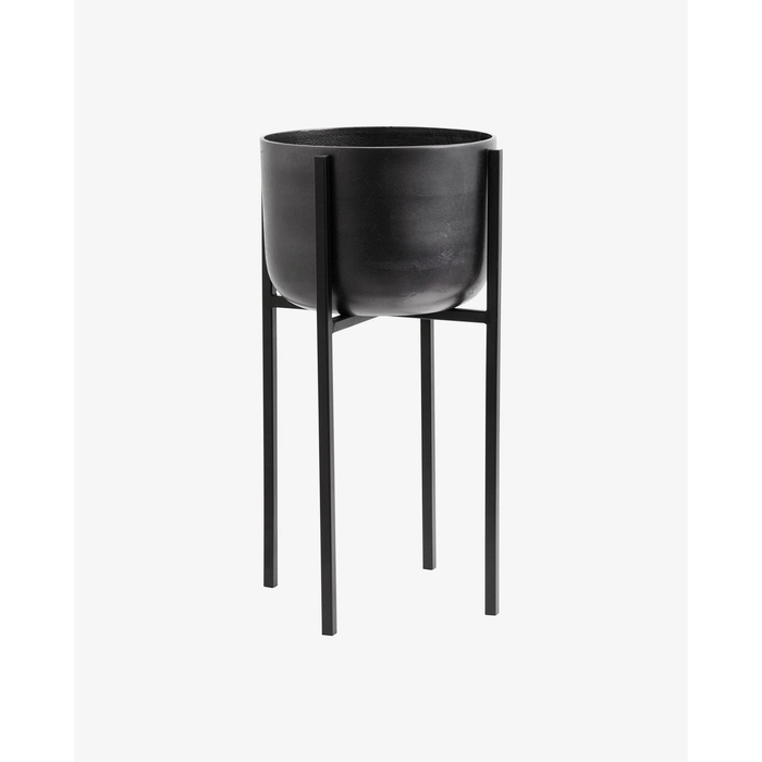 Photo of Planter on standard medium