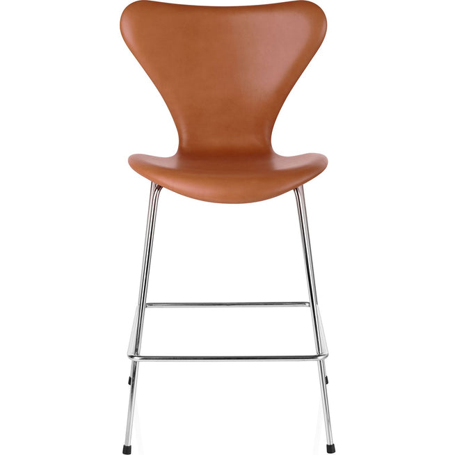 Photo of 3187 Sjuan Fully Upholstered Leather - Soft Cognac - Bar stools & Bar stools - Arne Jacobsen - Brown - Leather/metal/wood