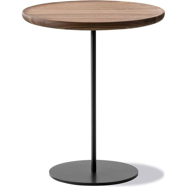 Photo of Pal Side Table 6755 By Keiji Takeuchi - Sidebord - Oiled Walnut /
