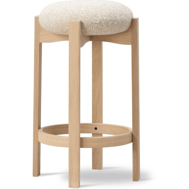 Photo of Pioneer Stool 6831 / By Maria Bruun - Skammel - Zero 0001 / Oak Lacquered - Ø42 X H77 Cm