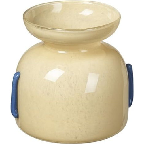 Photo of Vera Vase Gul