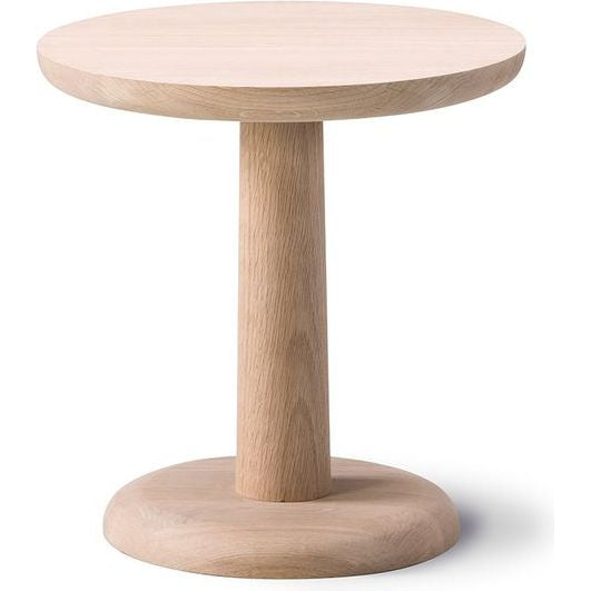 Photo of Pon Side Table 1280 By Jasper Morrison - Sofabord - Soaped Oak - Ø35 X H36 Cm