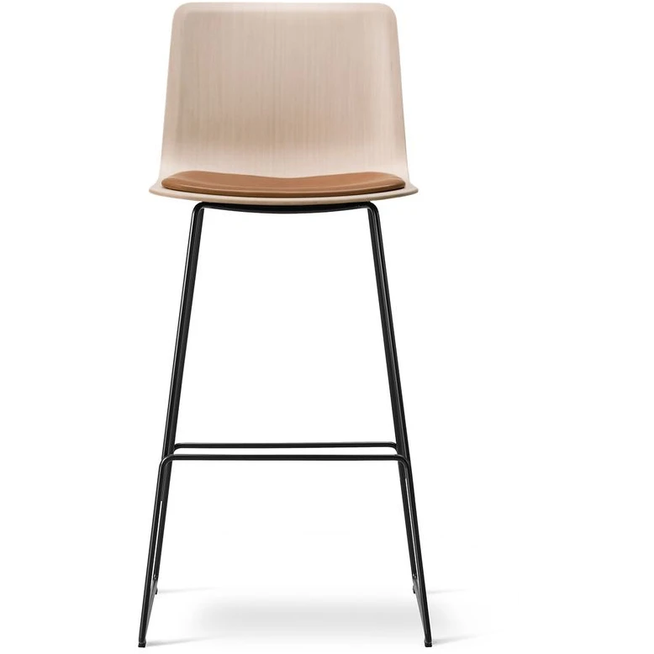 Photo of Pato Sledge Barstool 4301 By Welling/ludvik - Seat Upholstery - Barstol - Sand/vegeta 91 Natural - W47 X D50 X H97 X Sh66 Cm