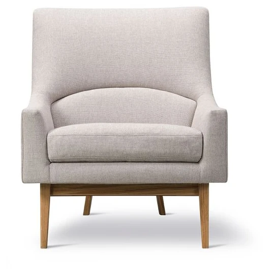 Photo of A-chair 6540 By Jens Risom - Lænestol - Hallingdal 110 / Lacquered Walnut - W78 X D87 X H87 X Sh42 Cm