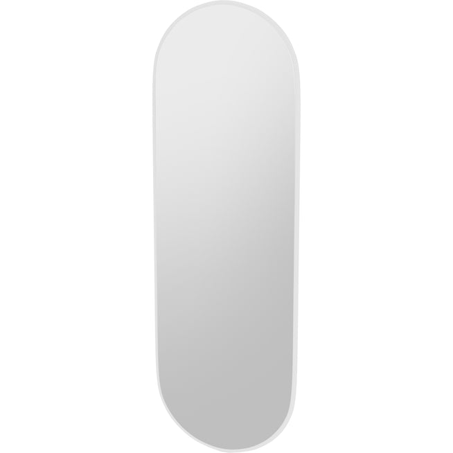 Photo of Figure Oval Mirror - New White - Helkroppsspeglar - Peter J. Lassen - Vit