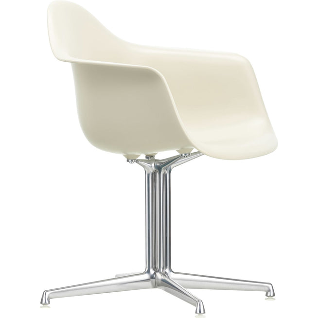 Photo of Eames Plastic Armchair Dal - 11 Pebble - Aluminium Polished - Matstolar - Charles & Ray Eames - Vit - Metall/plast