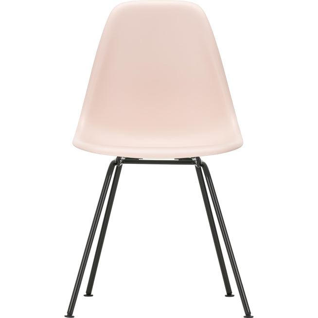 Photo of Eames Plastic Chair Dsx - 41 Pale Rose - Basic Dark Base - Matstolar - Charles & Ray Eames - Rosa - Metall/plast