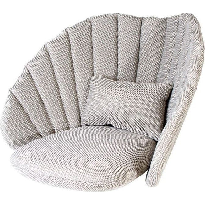 Photo of Peacock Lounge Armchair Cushion Cane-line Focus
