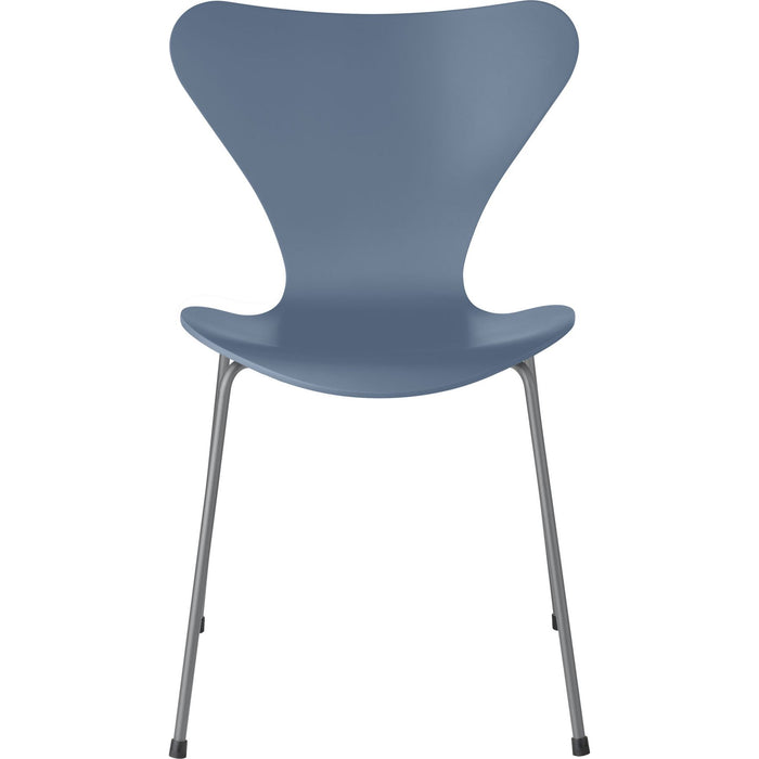 Photo of Sjuan 3107 Dusk Blue Lacquered/silver Grey - Dining chairs - Arne Jacobsen - Blue - Metal/wood