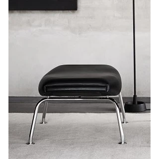 Photo of Erik Jørgensen Wegner Ox Ottoman H: 36 cm - Black