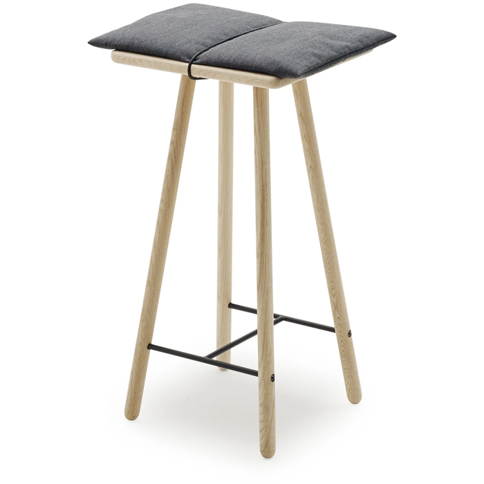 Photo of Georg Bar Stool Untreated seat height 66 cm - benches - Christina Liljenberg Halstrøm - Leather/wood/wool