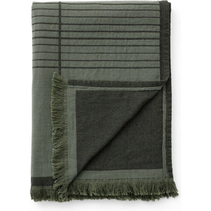 Photo of Untitled AP10 Throw