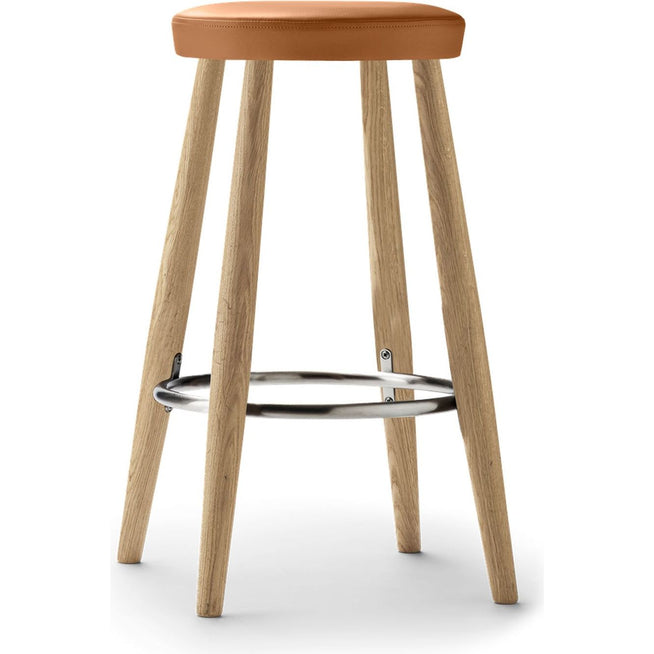 Photo of Carl Hansen - Ch58 Low Stool, Soaped Oak, Leather Group A Loke - 7050 - Bar stools & Bar stools - Hans J. Wegner - Wood - Leather/metal/wood
