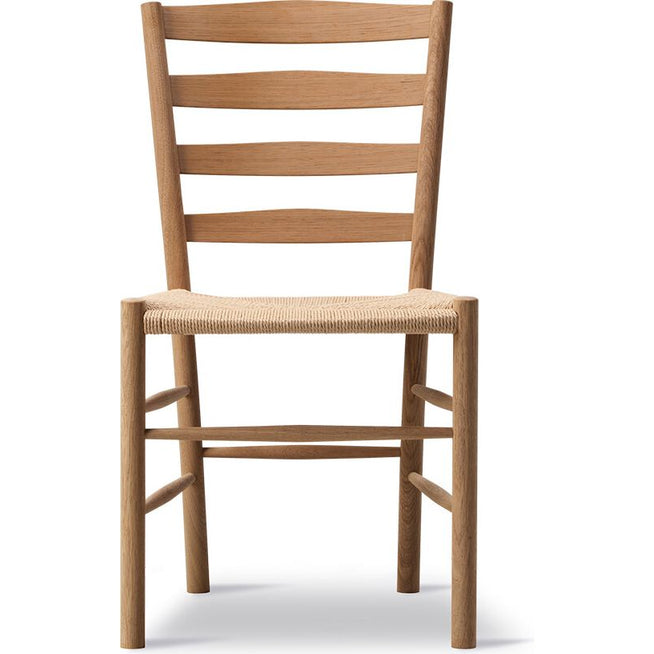 Photo of Klint Chair 3207 / By Kaare Klint - Spisebordsstol - Oak Oil / Natural Papercord - W48 X D55 X H85 X Sh45,5 Cm