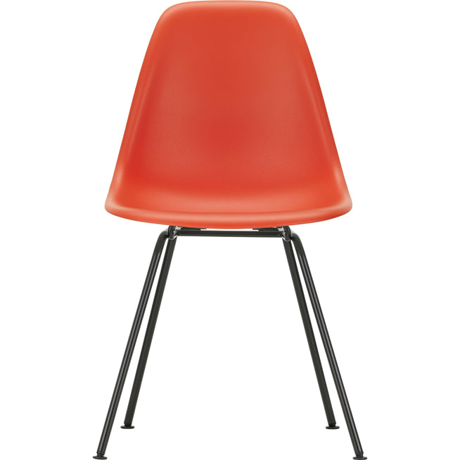Photo of Eames Plastic Chair Dsx - 03 Poppy Red - Basic Dark Base - Matstolar - Charles & Ray Eames - Röd - Metall/plast