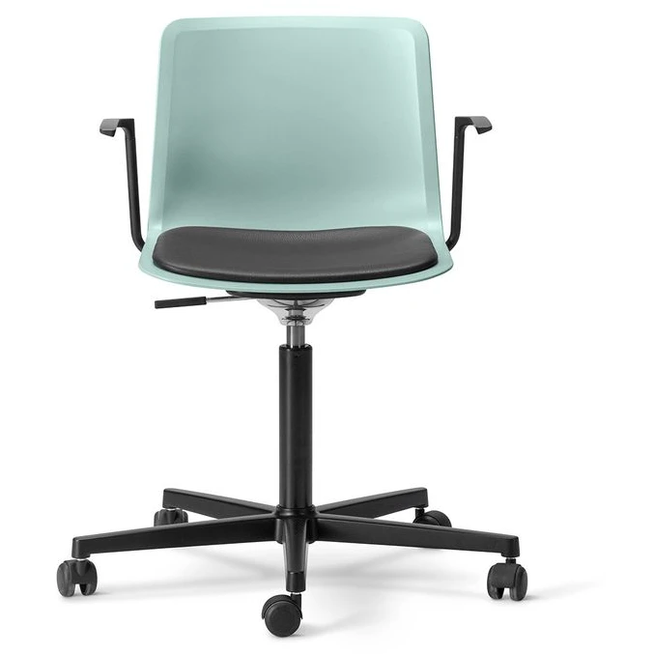 Photo of Pato Office Armchair 4031 By Welling/ludvik - Seat Upholstery - Kontorstol - Ocean/primo 88 Black - W69 X D62,5 X H77-89 X Sh44-56 Cm