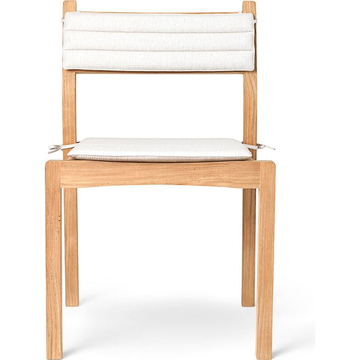 Back cushion for the AH502 Outdoor dining chair from Carl Hansen & Søn