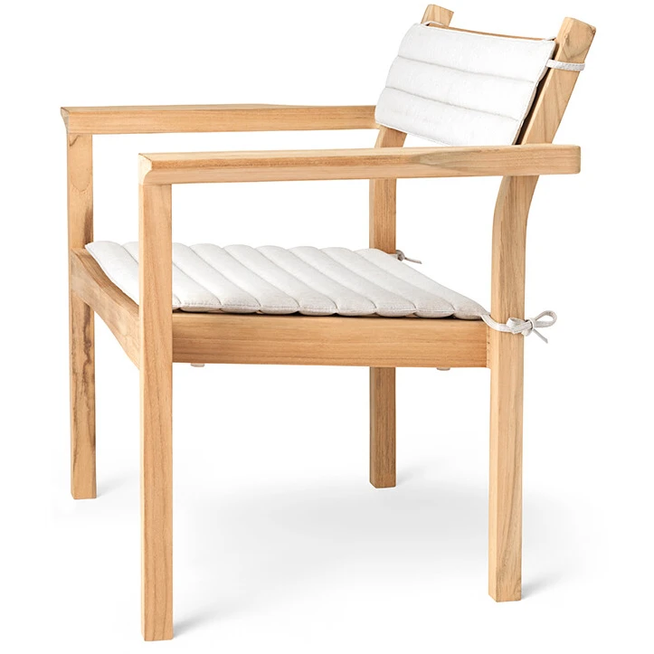 Photo of Seat cushion for the Ah601 Outdoor lounge chair from Carl Hansen & Søn