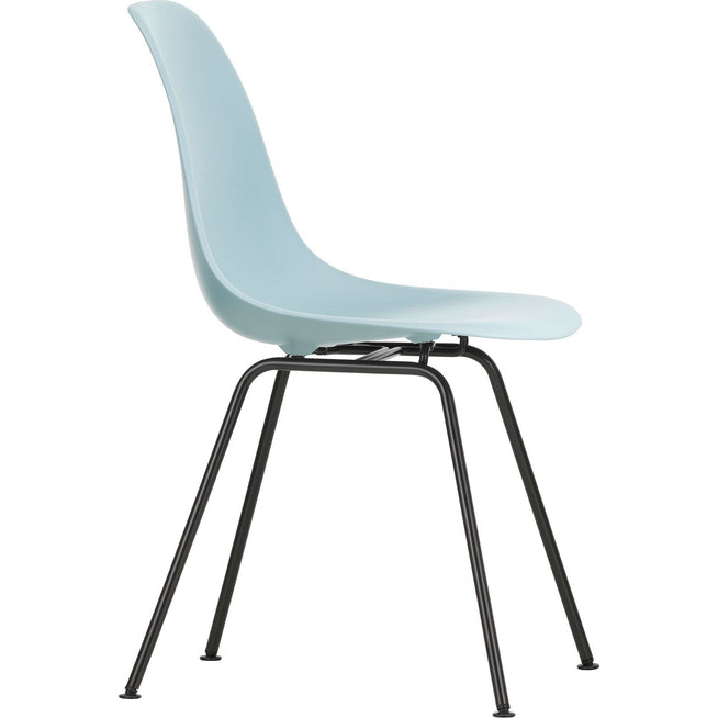 Photo of Eames Plastic Chair Dsx - 23 Ice Grey - Basic Dark Base - Matstolar - Charles & Ray Eames - Grå - Metall/plast