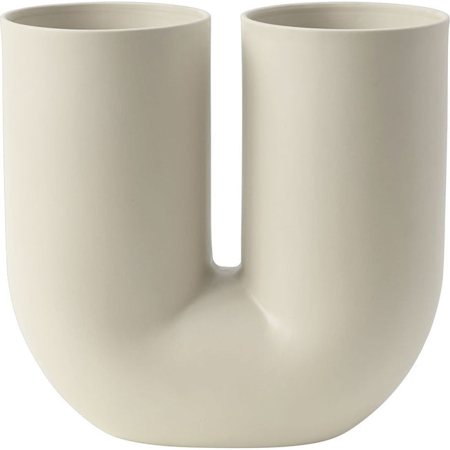 Photo of Kink Vase Sand - Krukor & Vaser - Earnest Studio - Beige