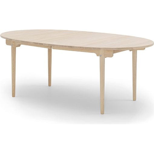 Photo of Carl Hansen - Ch338, soaped oak, with space for 4 extension leaves - Dining table - Hans J. Wegner