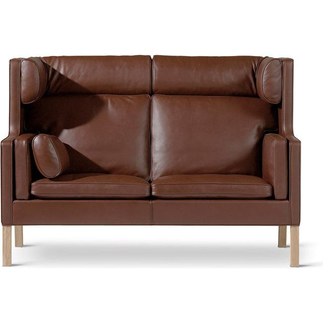 Photo of Mogensen 2-seater Coupé Sofa 2292 By Børge Mogensen - 2 Personers Sofa - Max 91 Nutshell / Soaped Oak - W154 X D89 X H106 X Sh42 Cm