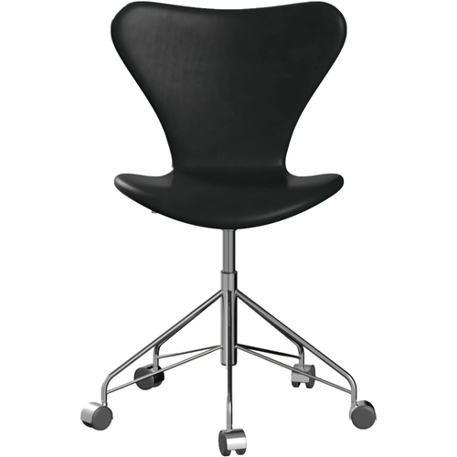 Photo of 3117 Sjuan - Full upholstery, Leather, Grace Black - Desk chairs - Arne Jacobsen - Black