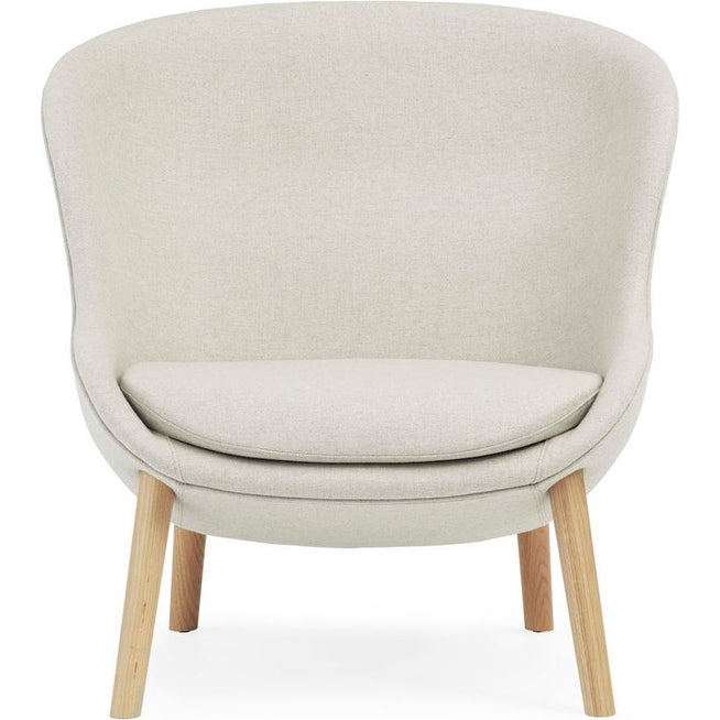 Photo of Hyg Lounge Chair By Simon Legald / Low - Lænestol - Eg / Main Line Flax: Mlf20 (sand) - H: 84,5 X L: 83 X D: 80 X Sh: 40 Cm - 15 Kg
