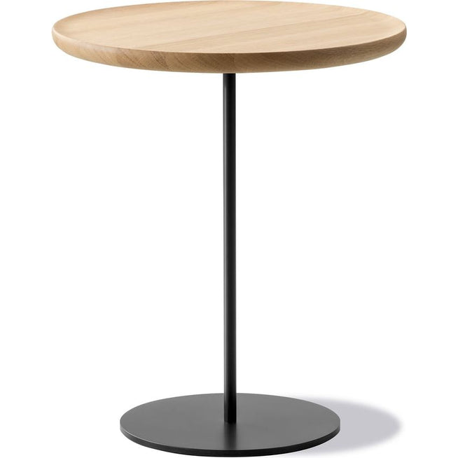 Photo of Pal Side Table 6755 By Keiji Takeuchi - Sidebord - Light Oiled Oak /