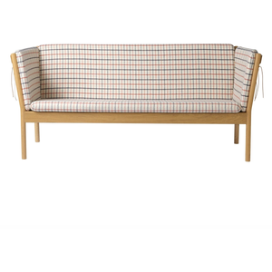 Photo of J149 3-pers. Sofa - lacquered oak