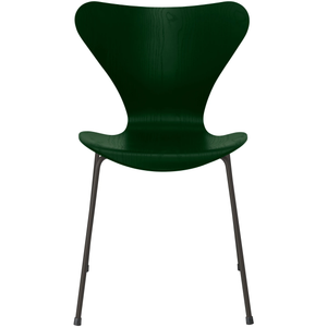 Photo of 3107 Seven, Coloured Ash, Venetian Red, Underframe Warm Graphite - Dining chairs - Arne Jacobsen - Red - Metal/wood