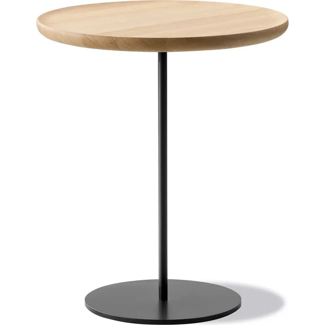 Photo of Pal Side Table 6755 By Keiji Takeuchi - Sidebord - Light Oiled Oak /