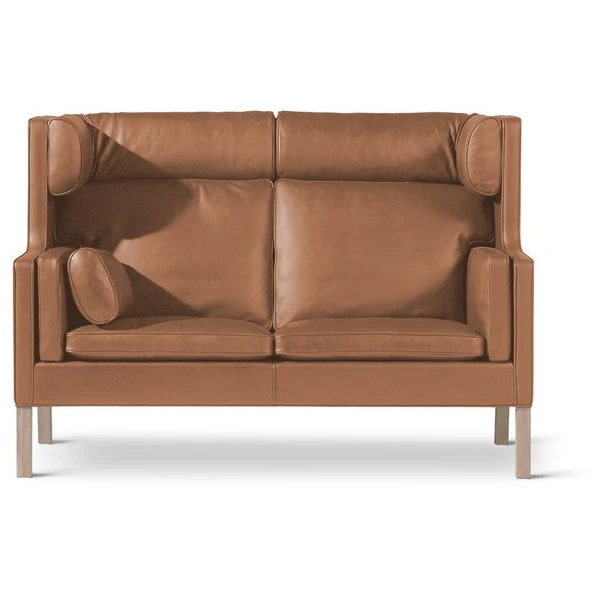 Photo of Mogensen 2-seater Coupé Sofa 2292 By Børge Mogensen - 2 Personers Sofa - Max 91 Nutshell / Soaped Oak - W154 X D89 X H106 X Sh42 Cm