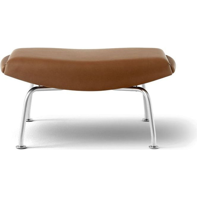 Photo of Wegner Ox Ottoman 1002 By Hans J. Wegner - Fodskammel