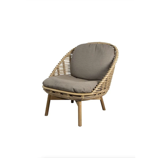 Photo of Hive Loungestol - Loungestol - Seat: Natural, Cane-line Weave Ut 3 / Cushion: Taupe, Cane-line Airtouch - W73 X D85 X H79 X Sh35 Cm