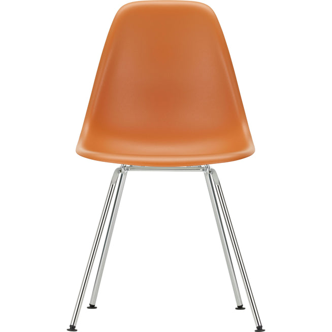 Photo of Eames Plastic Chair Dsx - 43 Rusty Orange - Chrome Base - Matstolar - Charles & Ray Eames - Orange - Metall/plast