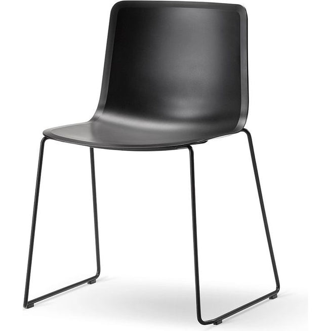 Photo of Pato Sledge Chair 4100 By Welling/ludvik - Spisebordsstol - White - W554,5x D51 X H79 X Sh46,5 Cm
