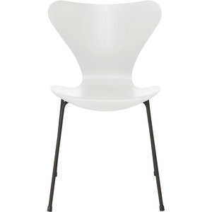 Photo of 3107 Seven, Coloured Ash, Venetian Red, Underframe Warm Graphite - Dining chairs - Arne Jacobsen - Red - Metal/wood