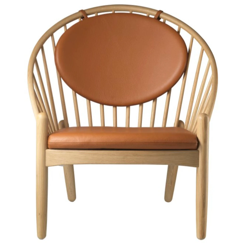 J166 Jørna Armchair - lacquered oak