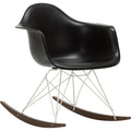 Eames Plastic Armchair Rar - 12 Deep Black - White Base - Dark Maple - Matstolar - Charles & Ray Eames - Svart - Metall/trä/plast