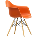 Eames Plastic Armchair Daw - 43 Rusty Orange - Ash Honey Tone - Matstolar - Charles & Ray Eames - Orange - Metall/trä/plast