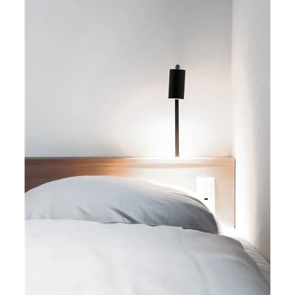 Lektor Table Lamp