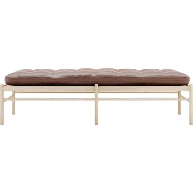 Photo of Carl Hansen - Ow150, Soaped oak, Leather group C Sif - 92 - Daybeds - Ole Wanscher - Brown