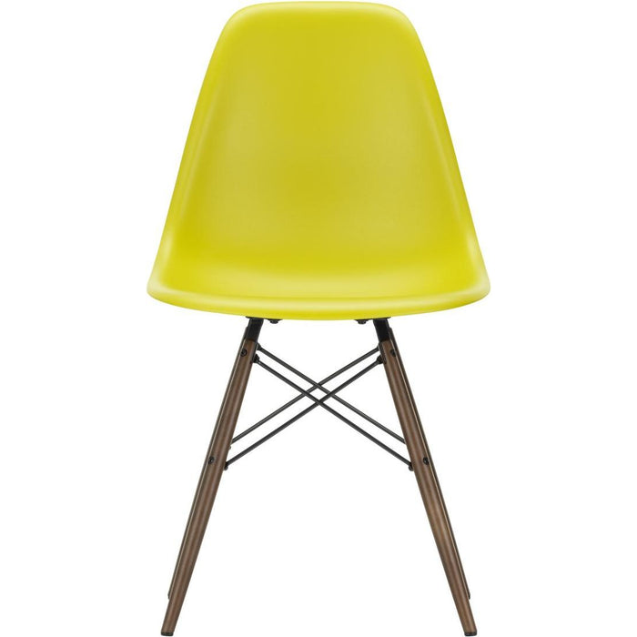 Eames Plastic Chair Dsw - 34 Mustard/dark Maple - Matstolar - Charles & Ray Eames - Gul - Metall/trä/plast