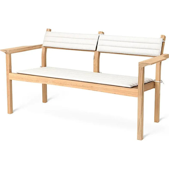 Photo of Seat cushion for the AH701 Outdoor Lounge Sofa from Carl Hansen & Søn