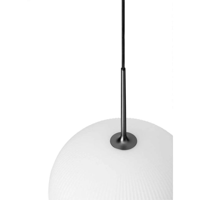 Photo of Vipp595 Sculpture Pendant White