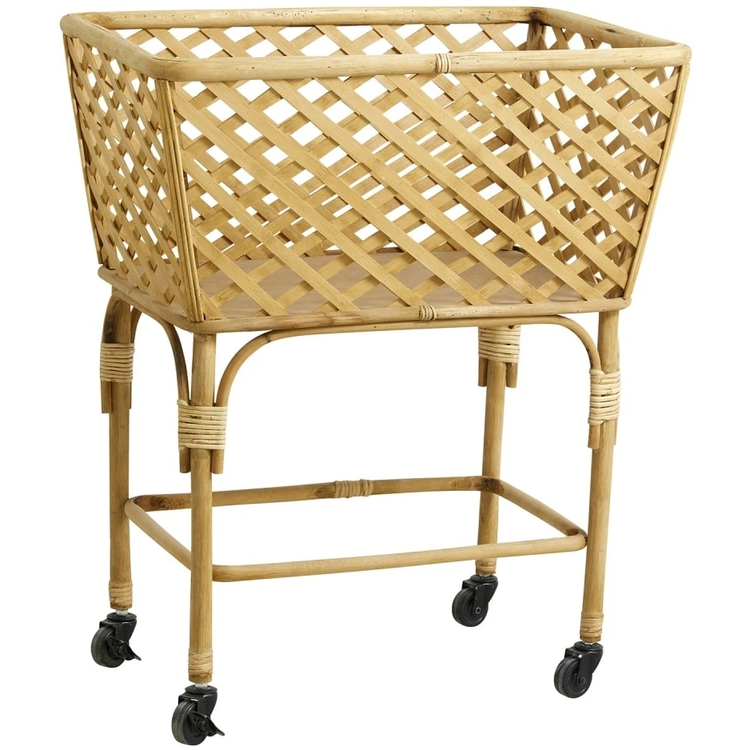Photo of Arvi Basket Square