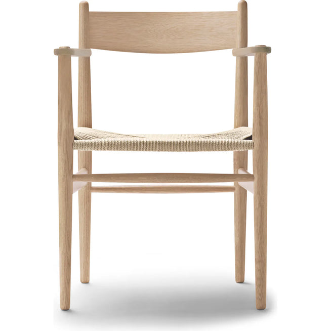 Photo of Carl Hansen - Ch37, White oiled oak, natural braided paper string - Dining chairs - Hans J. Wegner - Wood