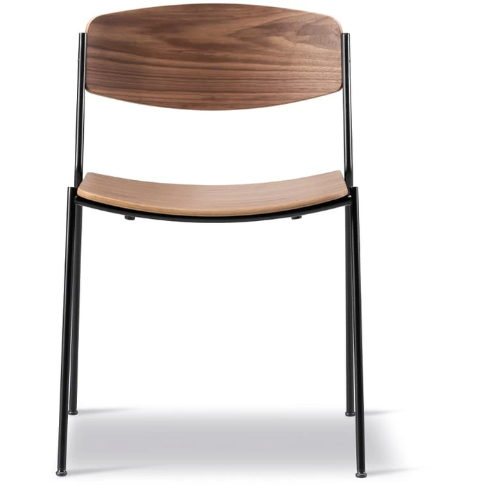 Photo of Lynderup 3080 Chair Walnut Lacquer, Black Steel Frame