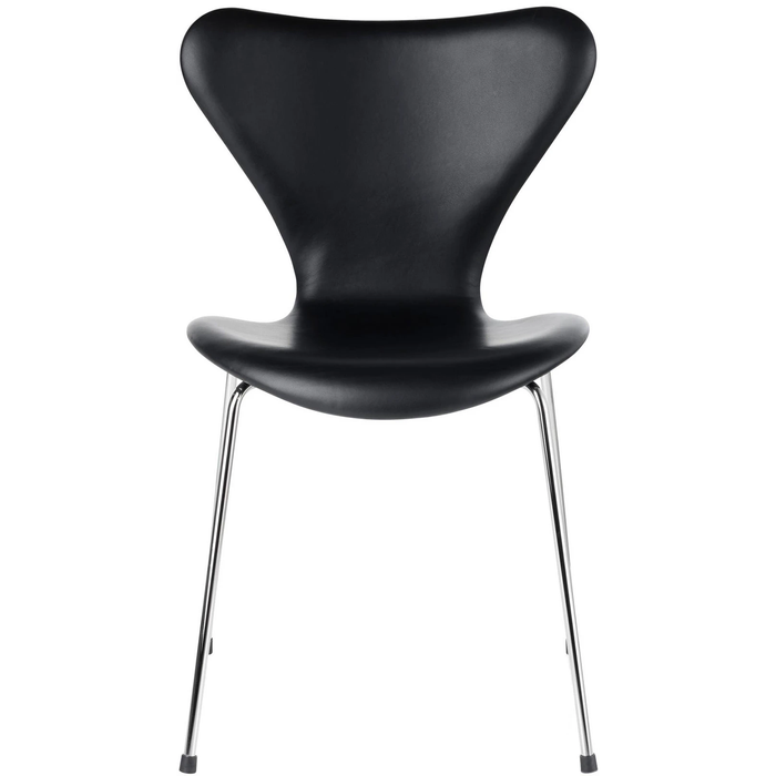 Photo of 3107 Sjuan - Fully upholstered, Leather, Essential Black - Dining chairs - Arne Jacobsen - Black - Metal/wood